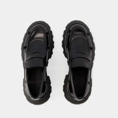 Alexander Mcqueen Flat Shoes In Black