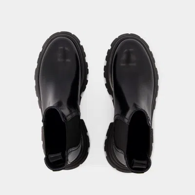 Alexander Mcqueen Alexander Mc Queen Chelsea Ankle Boots In Black