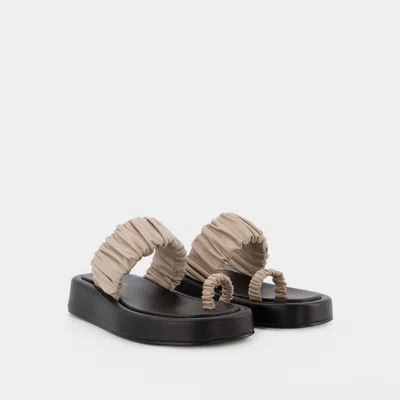 Elleme Amor Platform Slides In Beige