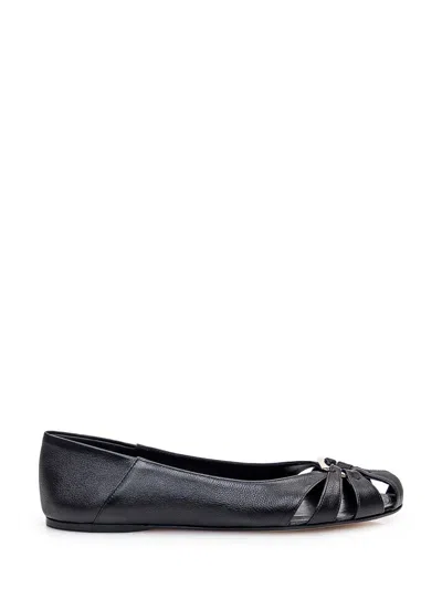 Ferragamo Gancini Ornament Flat Ballerina Shoes In Black