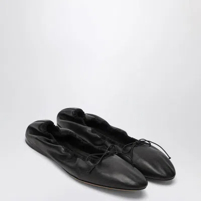 The Row 10mm Hereditas Leather Ballerina Flats In Black