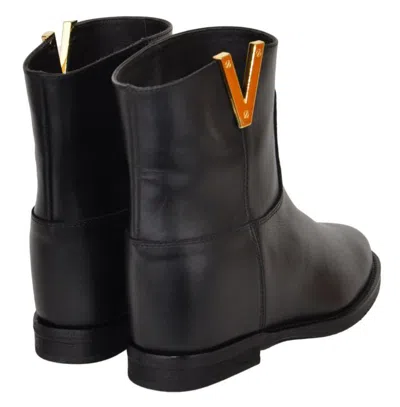 Via Roma 15 Calfskin Ankle Boot With Decorative Gold-tone Plaque In Black