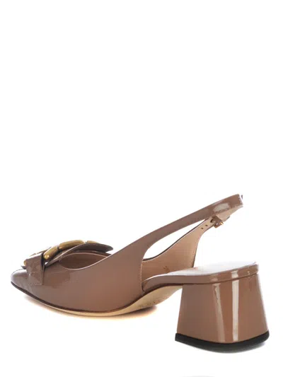 Tod's Pink Slingbacks With Chain Detail In Beige
