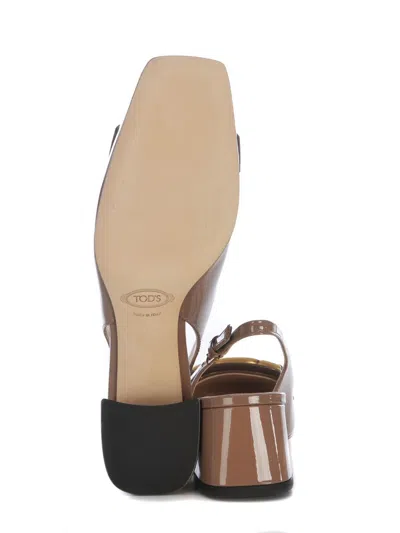 Tod's Pink Slingbacks With Chain Detail In Beige
