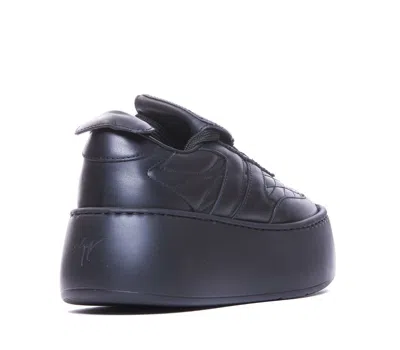 Giuseppe Zanotti League Quilted Round Toe Platform Sneakers In Black