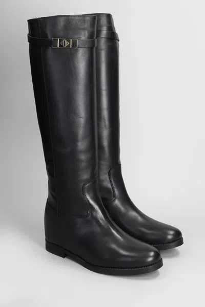 Julie Dee Boots With Studs In Black