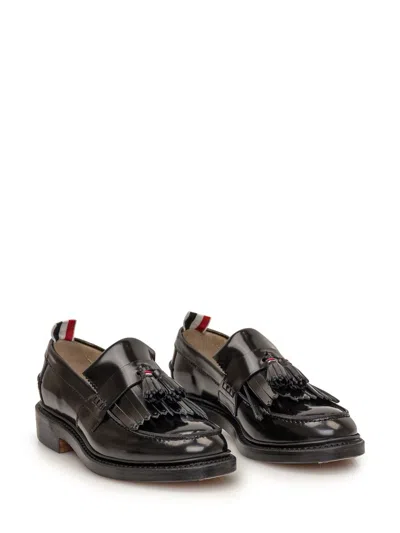 Thom Browne Shiny Round Toe Loafers With Tassel Detail In Black