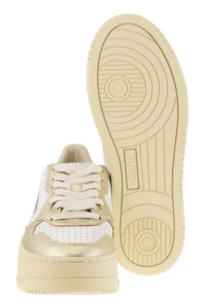 Autry Women's Medalist Low Platform Sneakers In Wht/platinum In White/gold