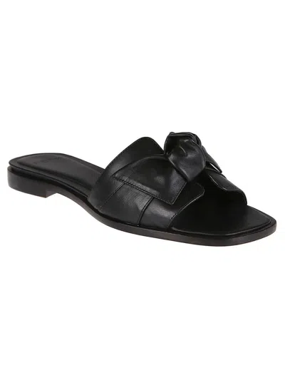 Alexandre Birman Clarita Sandals In Black