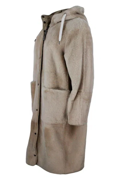Brunello Cucinelli Reversible Coat In Soft Shearling With Hood In Beige