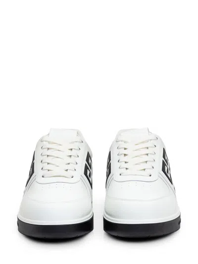 Givenchy G4 Leather Sneakers In Black