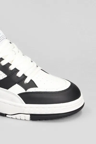 Axel Arigato Area Lo Leather Low-top Sneakers In White