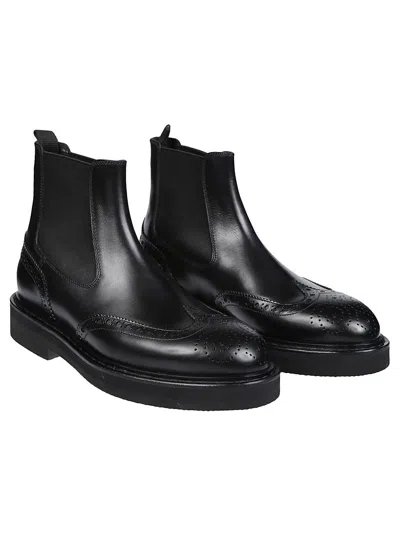 Premiata Elastic-panel Wingtip Boots In Black