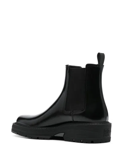 Givenchy Man Black Smooth Leather Chelsea Boot In Black