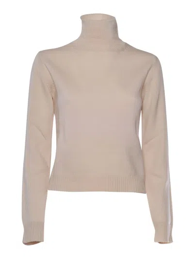 Ballantyne T Neck Pullover In White