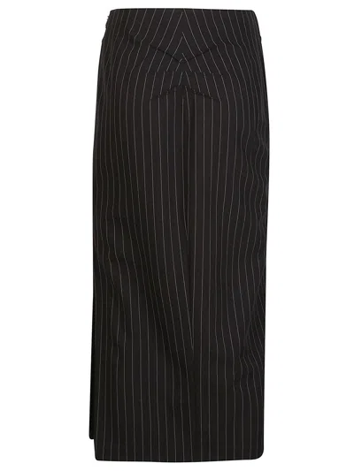 Shop Patrizia Pepe Skirt In Black