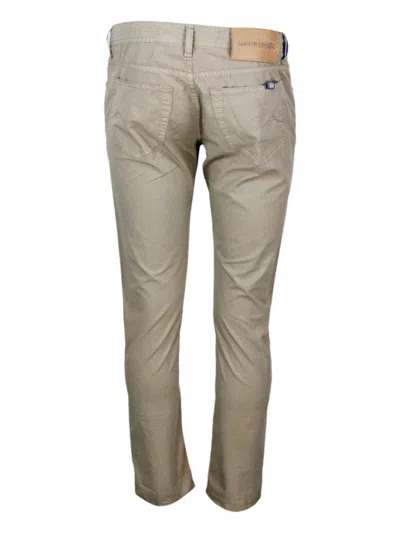 Jacob Cohen Trousers In Beige