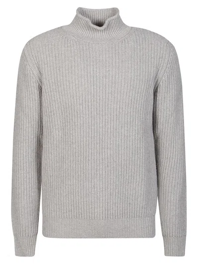 Kangra Cashmere Turtle Neck Sweater In White