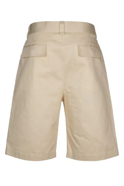 Gucci Logo Patch Cargo Shorts In Beige