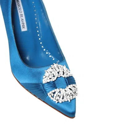Manolo Blahnik Hangisi 90 Satin Pumps With Fmc Crystal Buckle