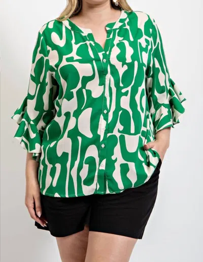 Gigio Plus Size Geometric Print Blouse In Green In Green