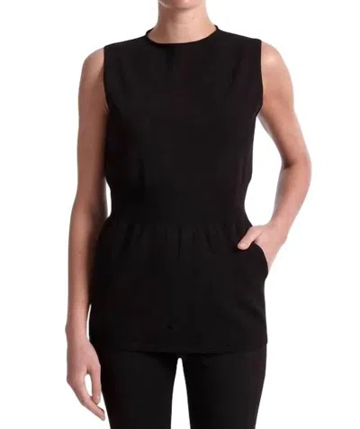 Capsule 121 Jupiter Top In Black In Black