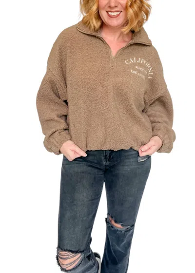 Le Lis Cali Quarter Zip Fleece Pullover In Brown In Brown
