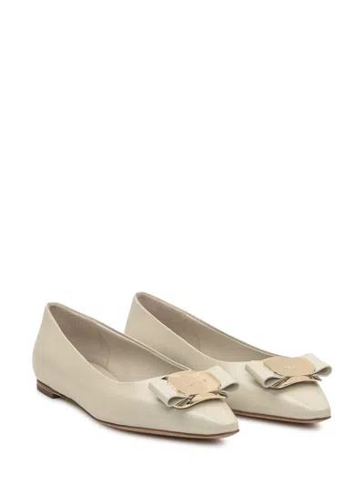 Ferragamo Zea Vara Bow Ballet Flats In Nappa Leather In Beige