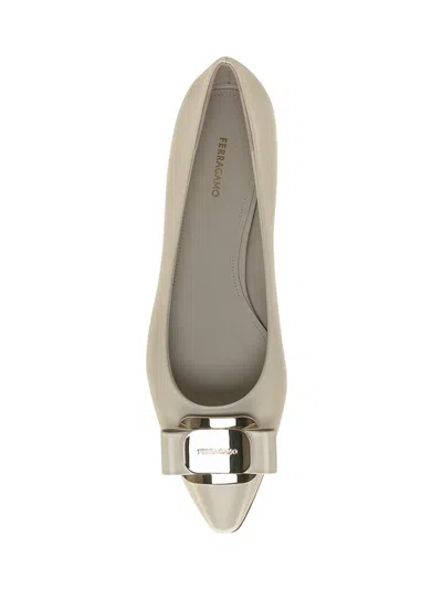 Ferragamo Zea Vara Bow Ballet Flats In Nappa Leather In Beige