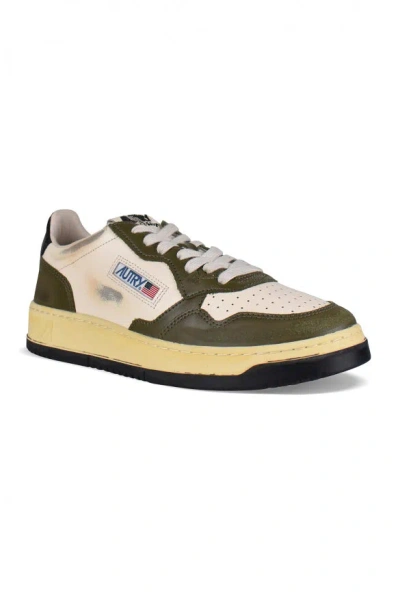 Autry Medalist Low-top Sneakers In White
