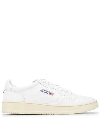 Autry Medalist Low White Sneakers With Suede Inserts And Tonal Heel Tab In Leather Man In White
