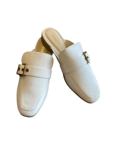 Fortune Dynamic Women's Chantal Loafer Mule In Off White In White
