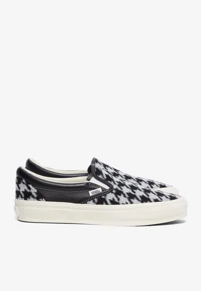 Vans Premium 98 Slip-on Sneakers In Black