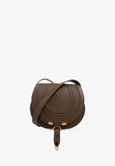 Chloé Small Marcie Saddle Crossbody Bag In Grained Leather In Khaki