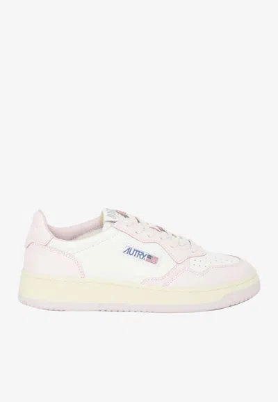 Autry Sneakers Medalist Low In Pelle Bicolore Bianco E Rosa In White