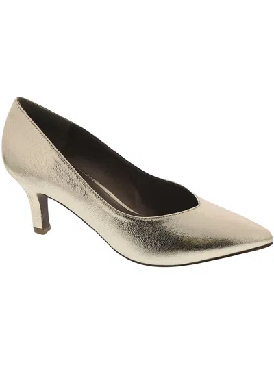 Masseys Brianne Womens Metallic Pointed Toe Pumps In Gold