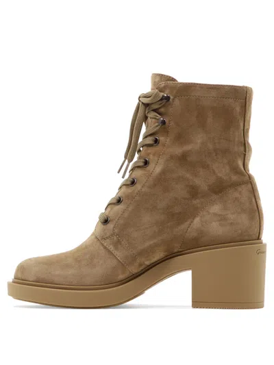 Gianvito Rossi Foster 45 Suede Boot In Tan