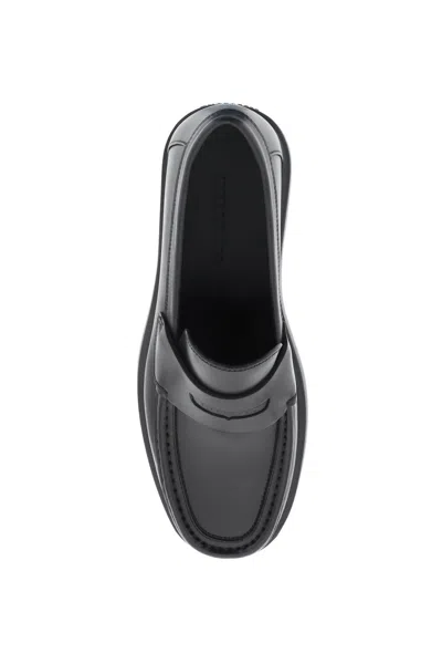 Ferragamo Contrasting-border Leather Oxford Shoes In Black