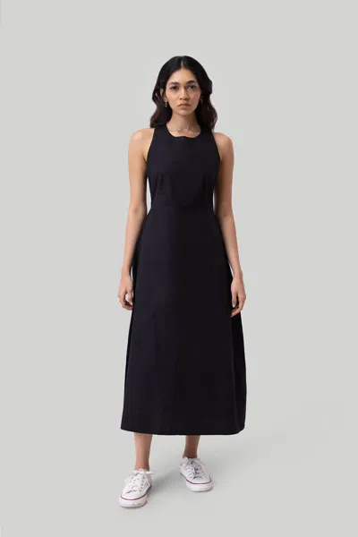 Reistor Cross-back Midi Dress In Black In Black