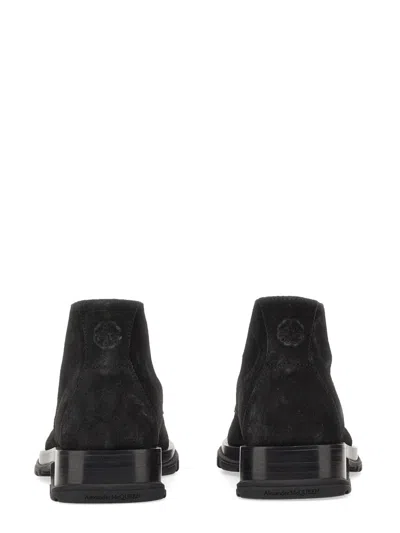 Alexander Mcqueen Lace-up Suede Boots In Black
