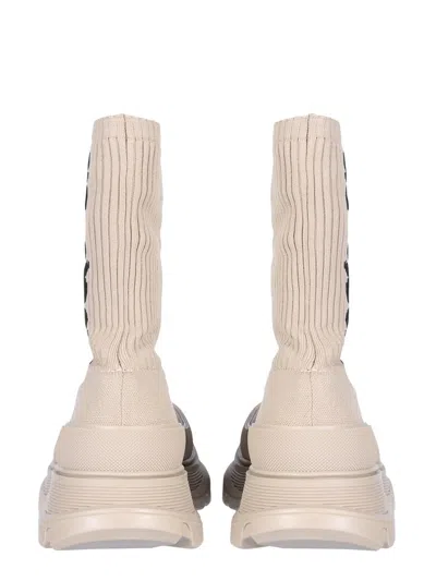 Alexander Mcqueen Alexander Mc Queen Graffiti Tread Slick Boots In Cream