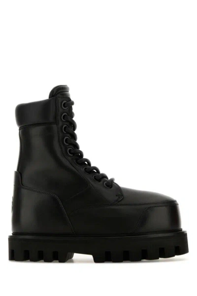 Alexander Mcqueen Combat Boots In Black