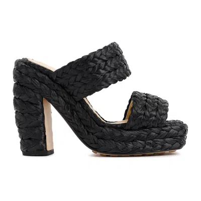Bottega Veneta Black Raffia Heels In Black