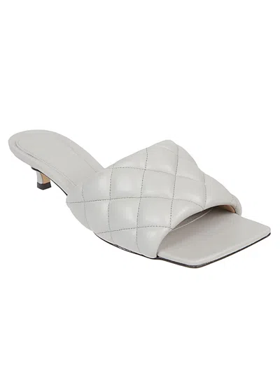Bottega Veneta Quilted Leather Mule In Multicolor