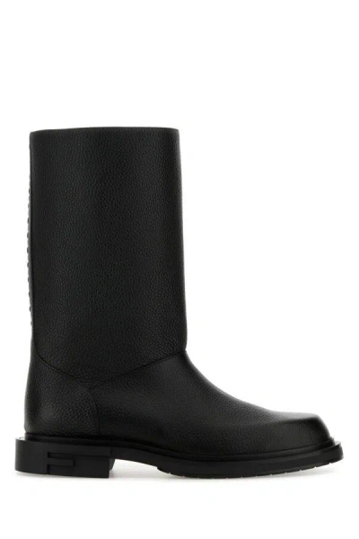 Fendi Leather Frame Boots In Black