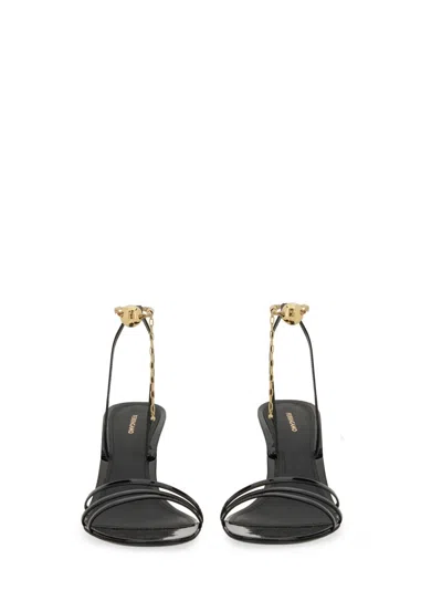 Ferragamo Denise 70 Patent Leather Sandals In Black