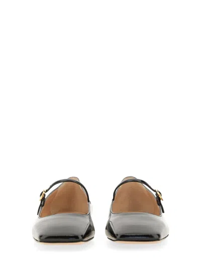 Gianvito Rossi Elegant Calf Leather Ballerina Flats With Chic Strap Detail In Black