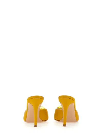 Gianvito Rossi Jaipur 85 Embellished Satin Mules In Yellow