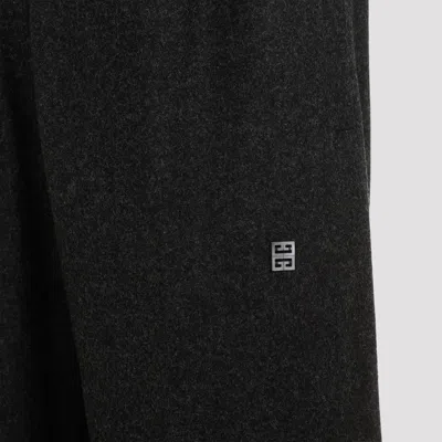 Givenchy 4g Plaque Sweatpants In Gray
