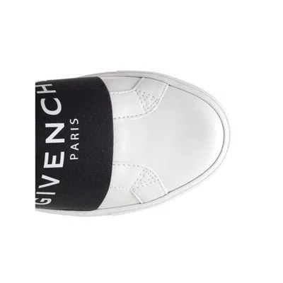 Givenchy Women White Webbing Low-top Sneakers In White